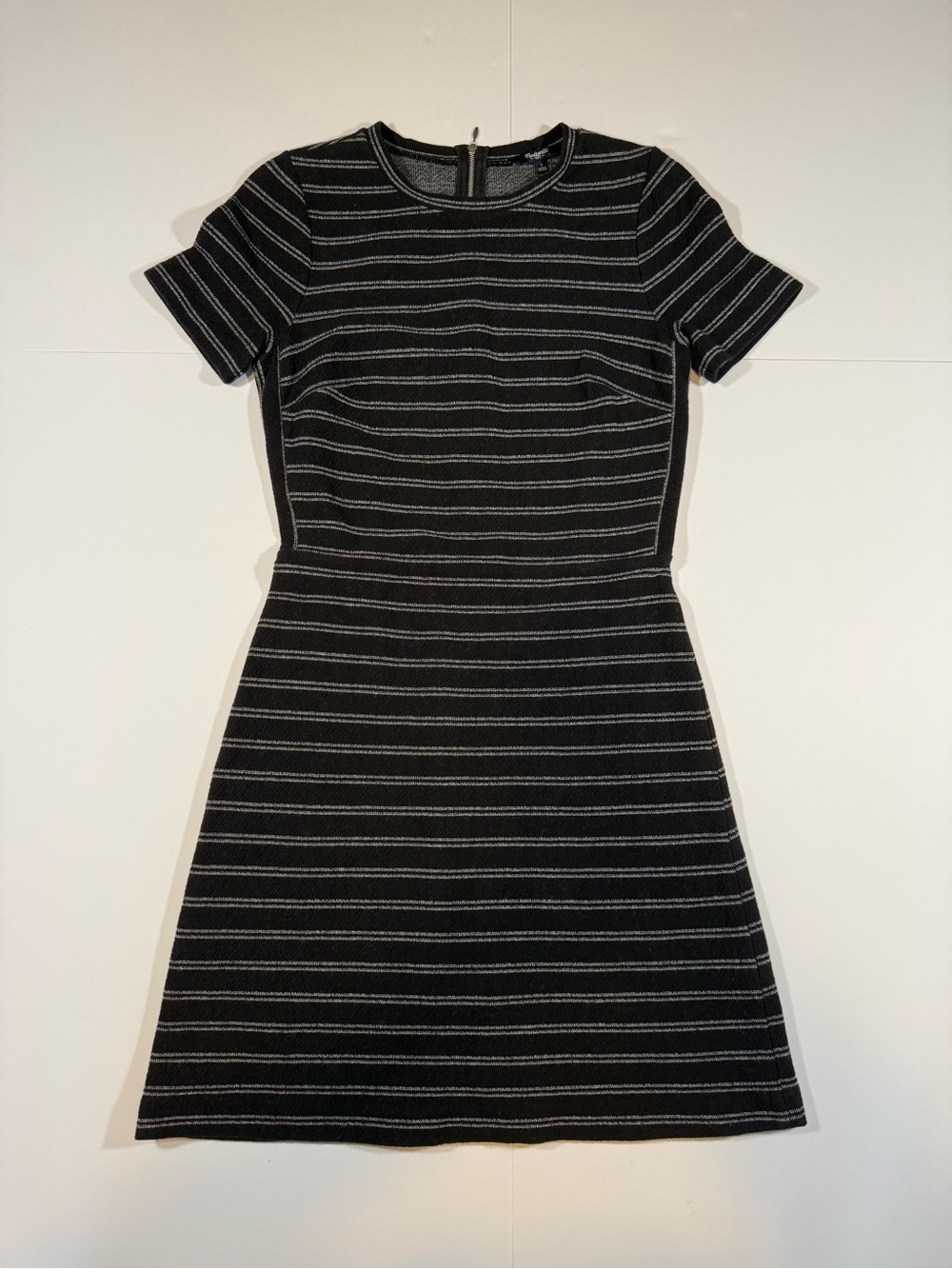 Madewell Black White Striped Short Sleeve Crew Neck A-Line Knit Dress size 2